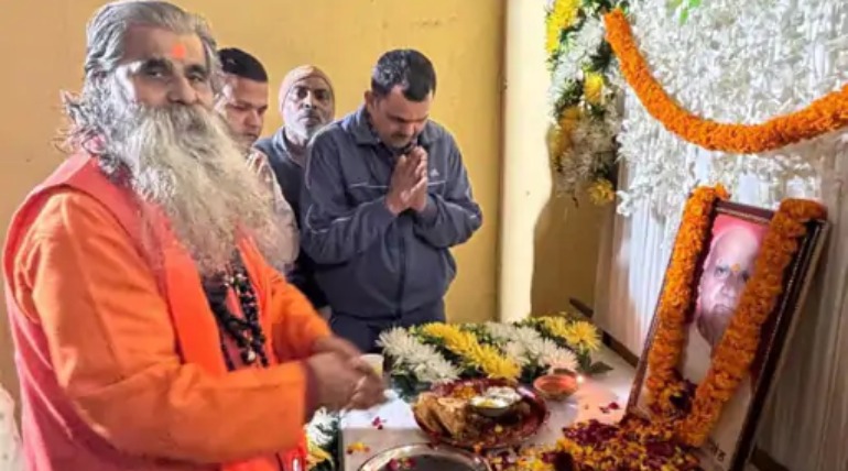 गोरक्षपीठ के सेवक जनार्दन सिंह की पुण्यतिथि मनाई गई:श्रद्धांजलि सभा में अर्पित किए श्रद्धासुमन