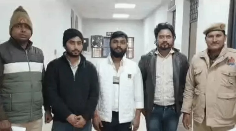 गोरखपुर में प्रेमी के चक्कर में लड़की की जिंदगी बर्बाद:होटल मालिक के 3 होटल सीज होंगे, देवरिया और महराजगंज में खोले हैं स्पा सेंटर