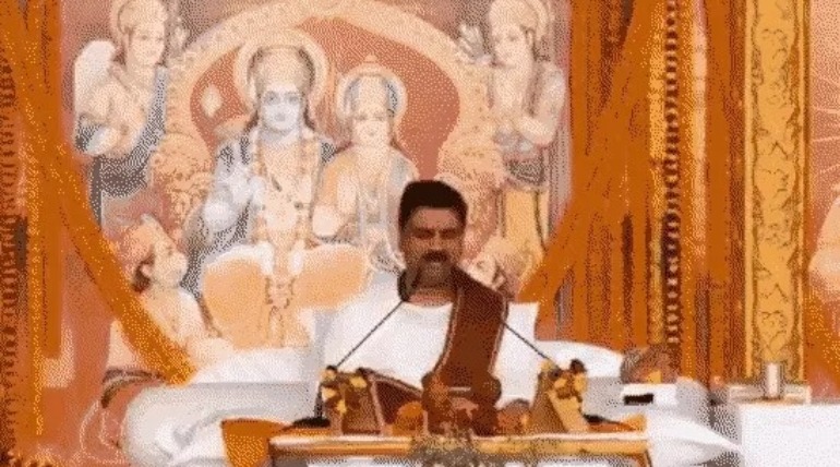 गोरखपुर पहली बार पहुंचे राजन जी महाराज, 16 साल करता रहा इंतजार, 4 फरवरी तक चलेगी राम कथा, हजारों श्रद्धालु पहुंचे