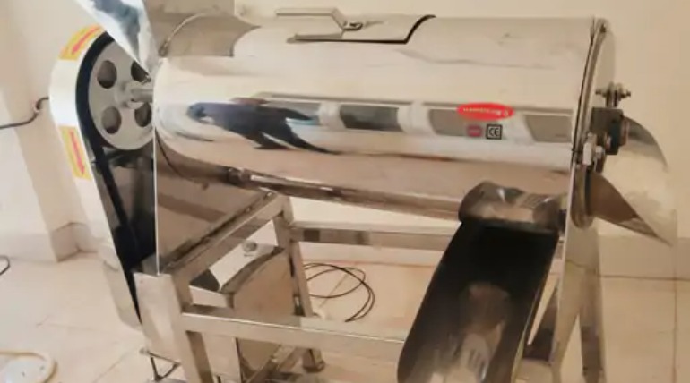 आयुष विश्वविद्यालय की फार्मेसी में अब तरल औषधियों का निर्माण, पहले चरण में आंवला जूस तैयार करने की योजना, तीन आधुनिक मशीनें स्थापित