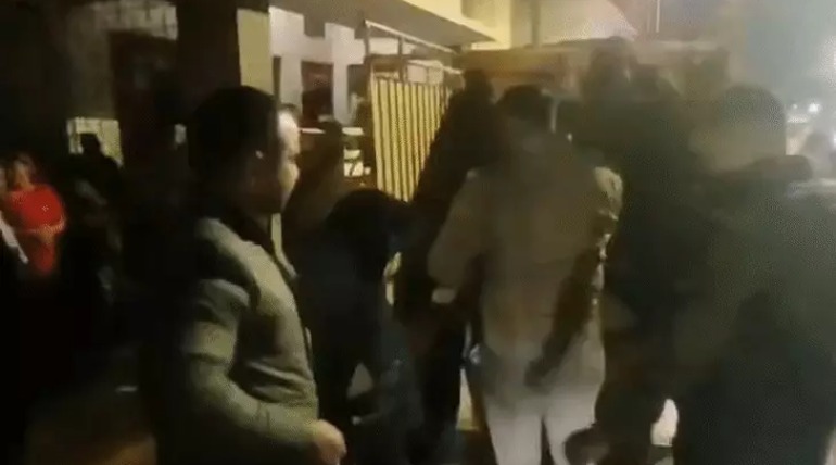 बैंककर्मी की पत्नी का फंदे से लटका मिला शव, 3 साल पहले हुई थी शादी, मायके वालों ने हत्या का आरोप लगाया