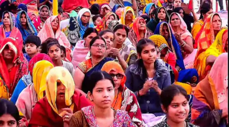 रामकथा में उमड़ी भीड़, श्यामसुंदर दास बोले- राम के सत्य-मर्यादा संदेश को जीवन में उतारना ही कथा का उद्देश्य