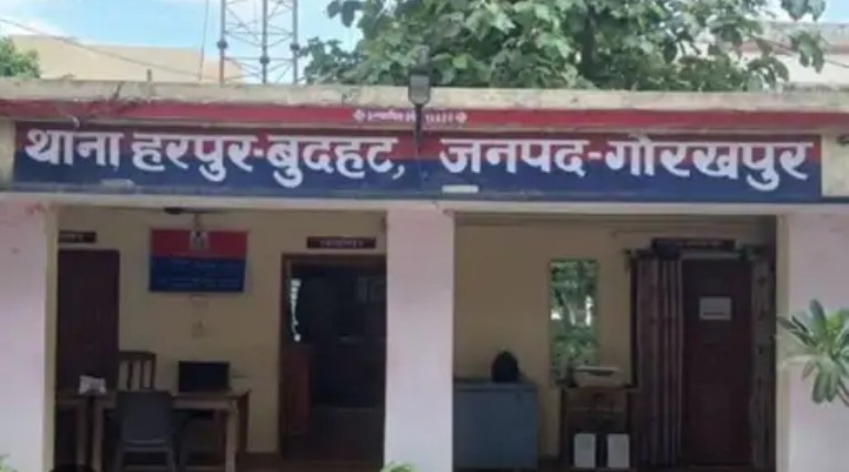 युवक को पेट्रोल छिड़ककर जलाने की धमकी, पुलिस से की शिकायत, आरोपी के खिलाफ मामला दर्ज