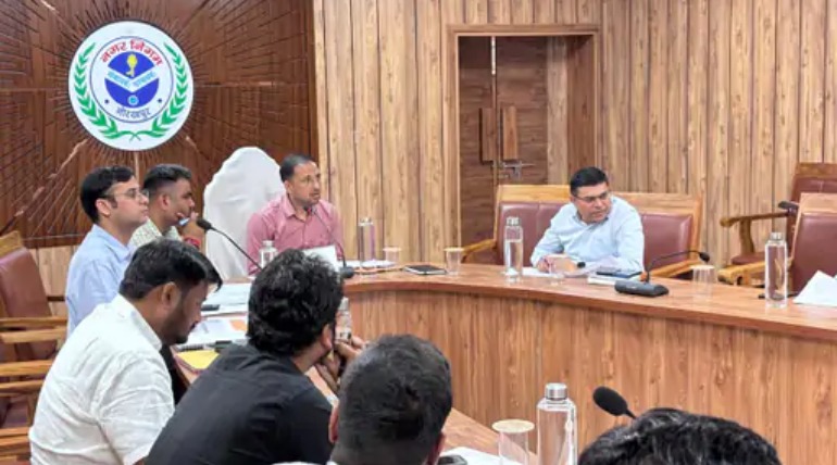 नगर निगम के वाहन चालकों के लिए सख्त निर्देश, लापरवाह ड्राइवर होंगे बर्खास्त, यूनिफॉर्म नहीं पहनने पर कटेगी सेलरी