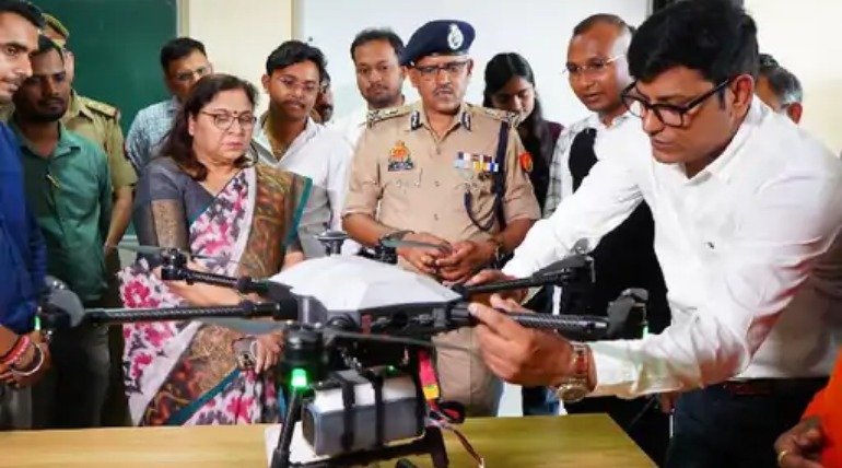 यूनिवर्सिटी में 'ड्रोन लैब' की शुरुआत,  महायोगी गुरु गोरखनाथ ड्रोन टेक्नोलॉजी लैब' का  उद्घाटन