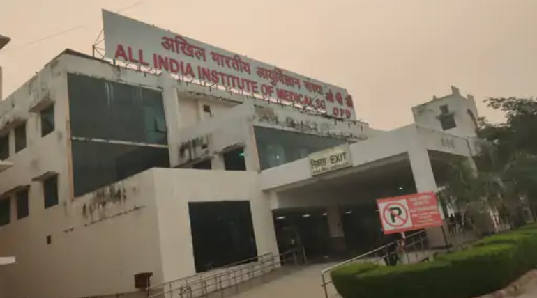 डेंगू के गंभीर मरीजों के फेफड़ों में भर रहा पानी, एम्स गोरखपुर शोध में खुलासा