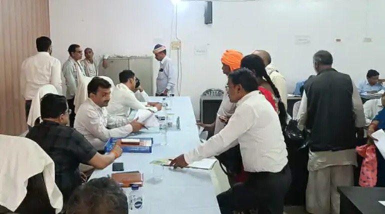 5 फरियादियों की समस्याएं सुलझा दी,  तहसील समाधान दिवस में 45 फरियादी पहुंचे