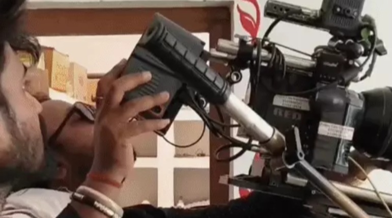 भोजपुरी मूवी 'जय कन्हैया लाल' में दिखेगा गोरखपुर का सीन, शूटिंग देखने उमड़ा जनसैलाब, एक्टर्स ने शानदार एक्टिंग से जीता दिल