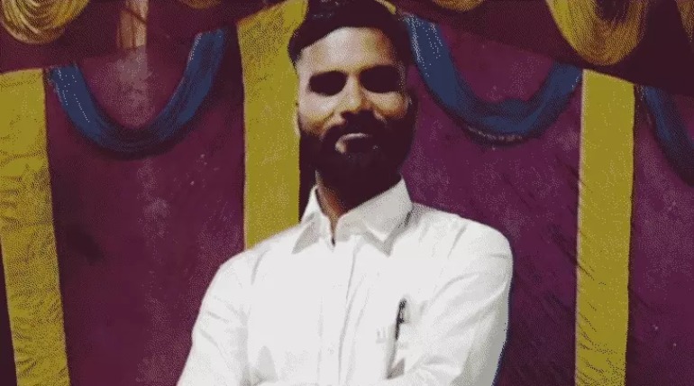 युवक की सब्बल मारकर हत्या, पुरानी रंजिश में पटीदारों ने किया हमला, माता-पिता को दौड़ा-दौड़ाकर पीटा