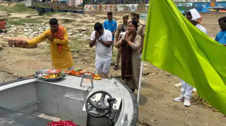बाढ़ से निपटने के लिए तैयारी शुरू, PAC जवानों को दी ट्रेनिंग, राप्ती किनारे शुरू हुआ बचाव अभ्यास