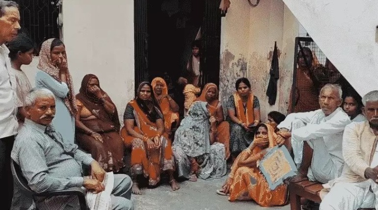 पिता ने बेटे-बेटी को जहर खिलाकर मार डाला, तड़पकर मौत