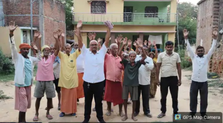 जल जीवन मिशन पाइपलाइन से रिसाव, ग्रामीणों ने किया प्रदर्शन, पेयजल आपूर्ति बाधित