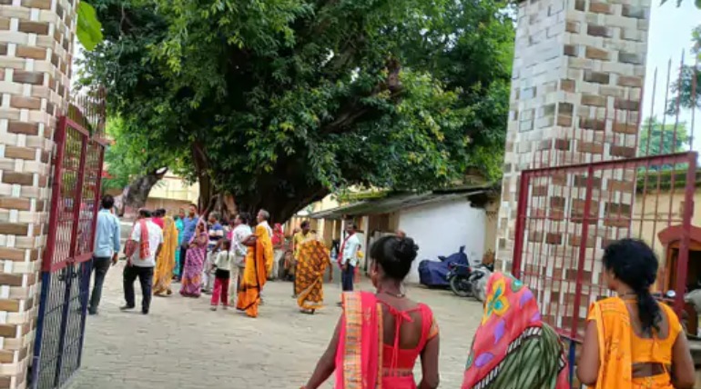 नशे में गर्भवती पत्नी के पेट पर मारी लात, गोरखपुर में गर्भपात का आरोप