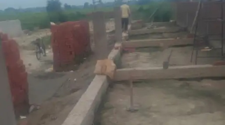 निर्माणाधीन मकान से लोहे के फ्रेमचोरी, पीड़ित को नहीं मिली जनसुनवाई पर्ची